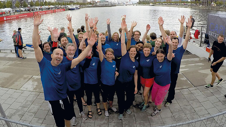 Das Kiel Institute-Team beim Kieler Drachenbootrennen 2017 Das Kiel Institute-Team beim Kieler Drachenbootrennen 2017