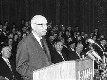 Gerhard Colm